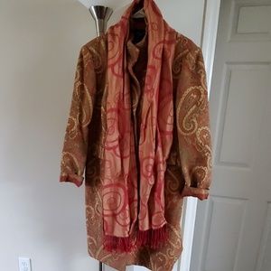 Focus  women coat with scarf  pre-owned